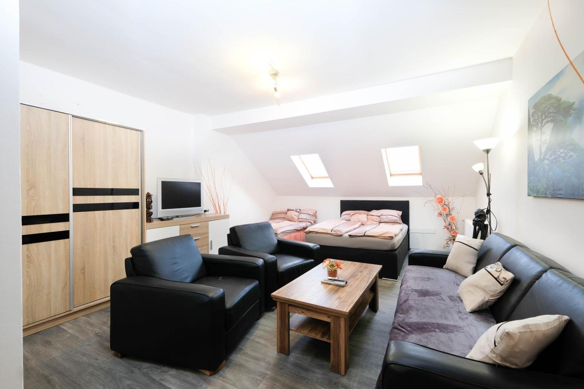 Apartments Alena - Карлови Вари Екстериор снимка